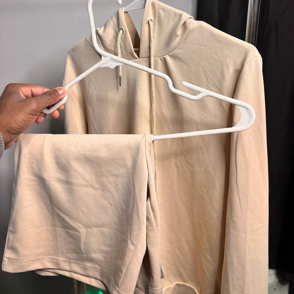 Men’s Sweatsuit
